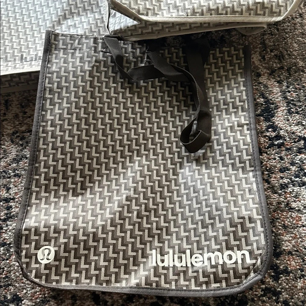 Lululemon Bags - 3 pieces - Picture 2 of 3
